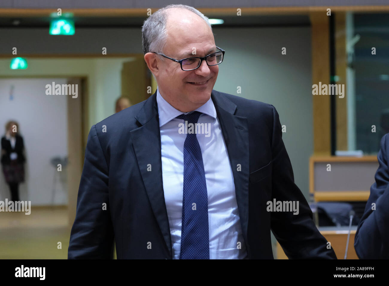 Bruxelles, Belgio. 7 Nov, 2019. Ministro italiano delle Finanze Roberto Gualtieri assiste un eurogruppo la riunione dei Ministri delle finanze. Credito: ALEXANDROS MICHAILIDIS/Alamy Live News Foto Stock