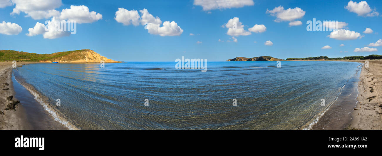 Spiaggia di sabbia mattina paesaggio, Narta Laguna, Valona Albania. A più riprese la maglia ad alta risoluzione. Foto Stock