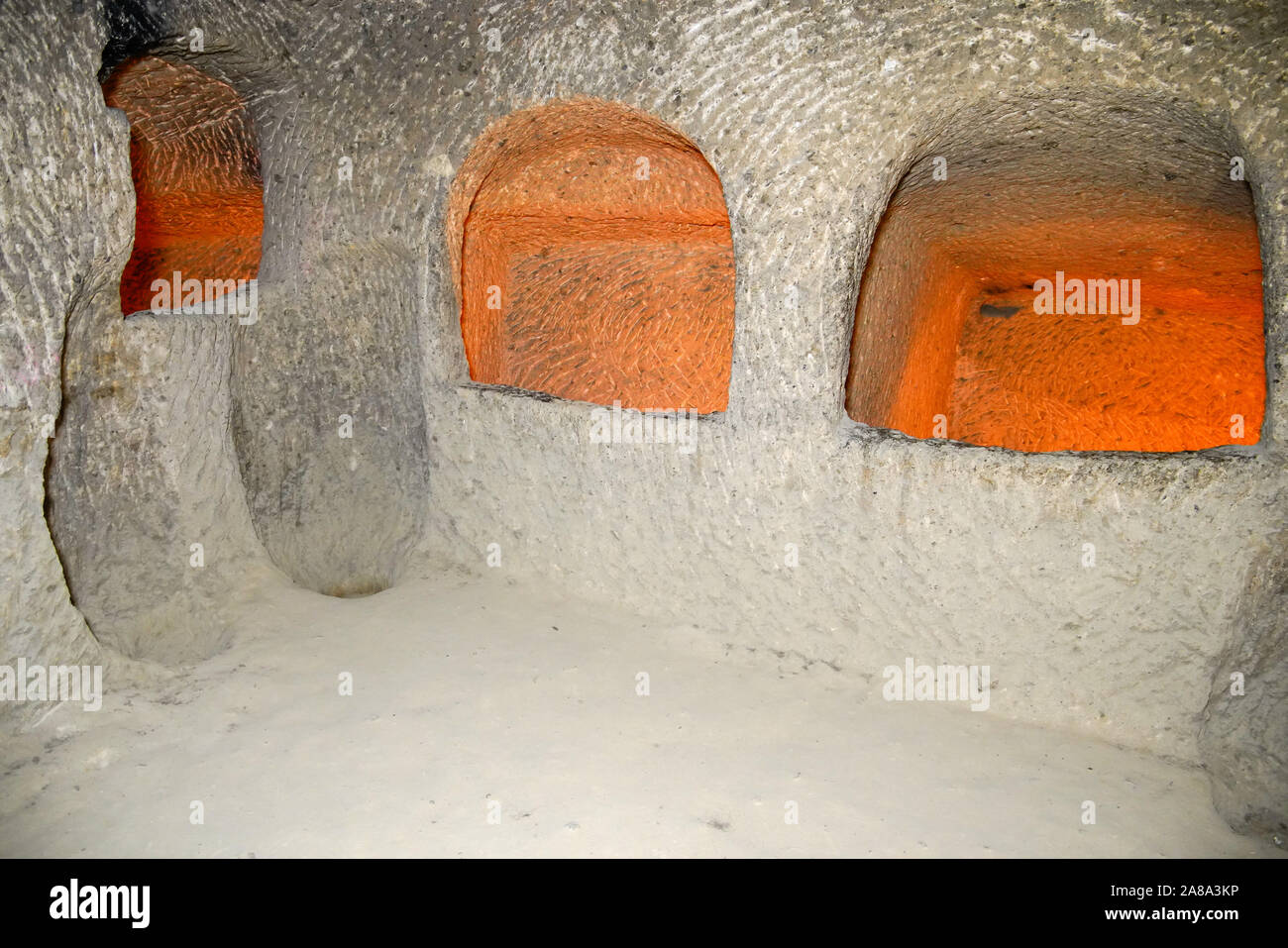 Il Ovaoren città sotterranea è un antico multi-livello città rupestri in Cappadocia, Turchia. Cappadocia. Antica città sotterranea. Foto Stock