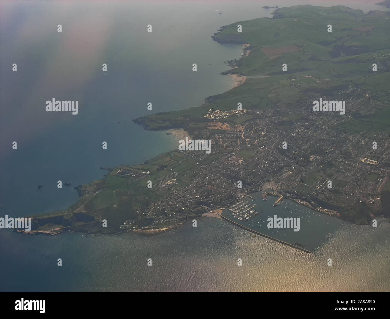 Brixham Harbour nel Devon dall'aria Foto Stock