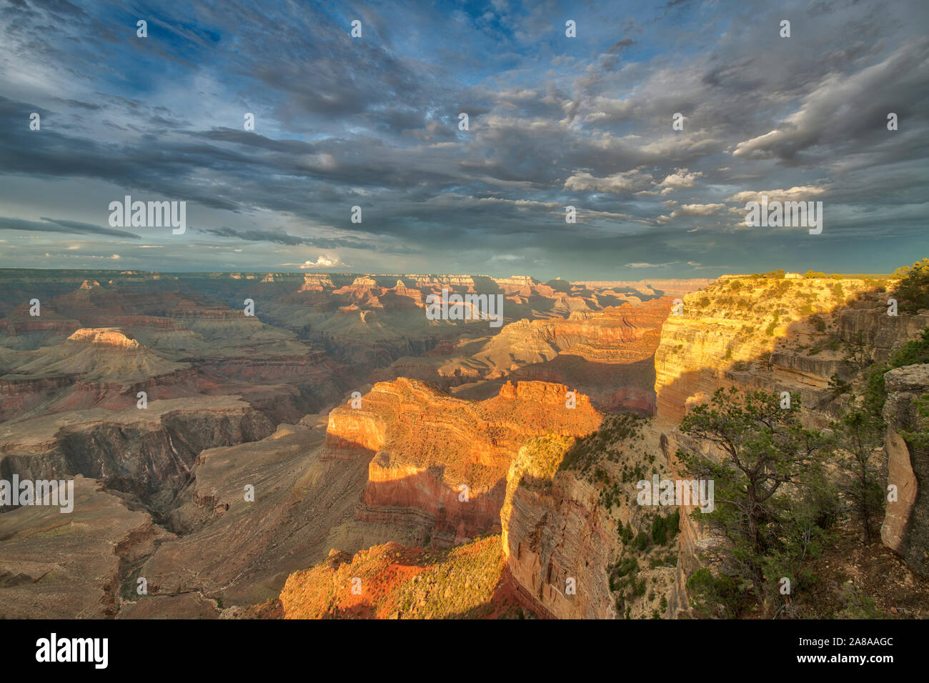 La luce del tramonto, il Parco Nazionale del Grand Canyon, Arizona Hopi Point Fiume Colorado West Rim , il Parco Nazionale del Grand Canyon, Arizona Fiume Colorado Foto Stock