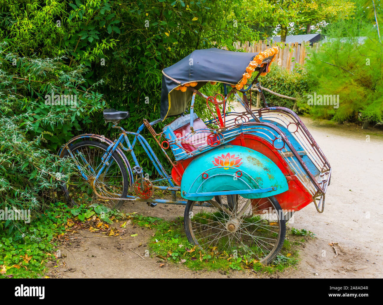 Ciclo classico carrello ricksha, Vintage veicolo da trasporto dall Asia Foto Stock