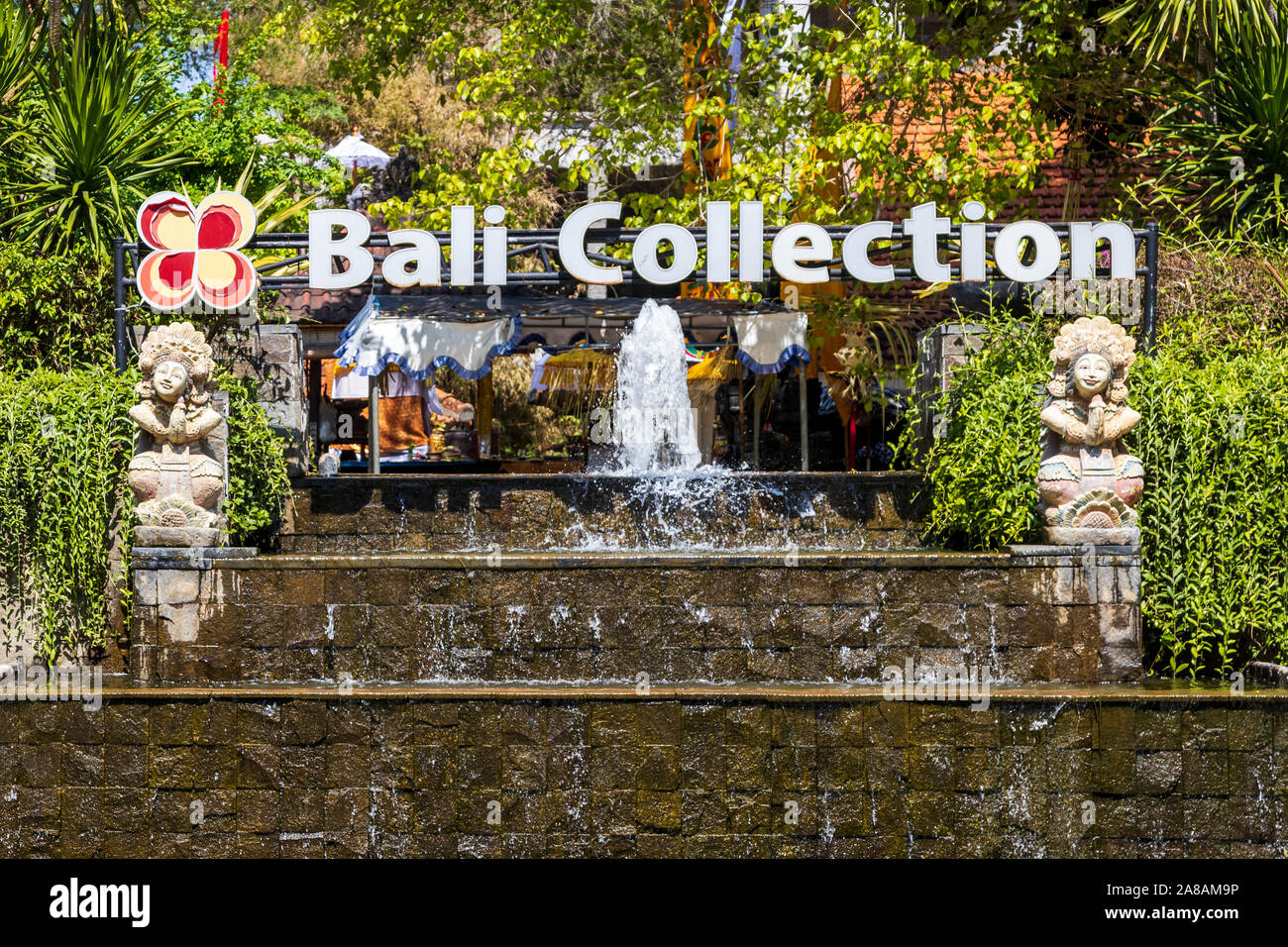 L'ingresso alla Collezione di Bali shopping mall, Nusa Dua, Bali, Indonesia, Asia sud-orientale, Asia Foto Stock