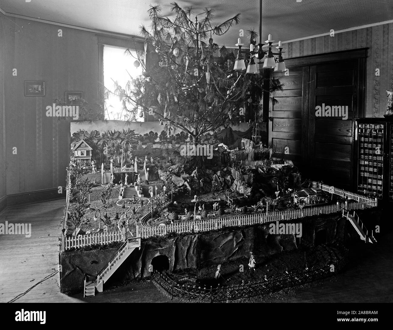 Inizio novecento albero di Natale (ca. 1905-1945) Foto Stock