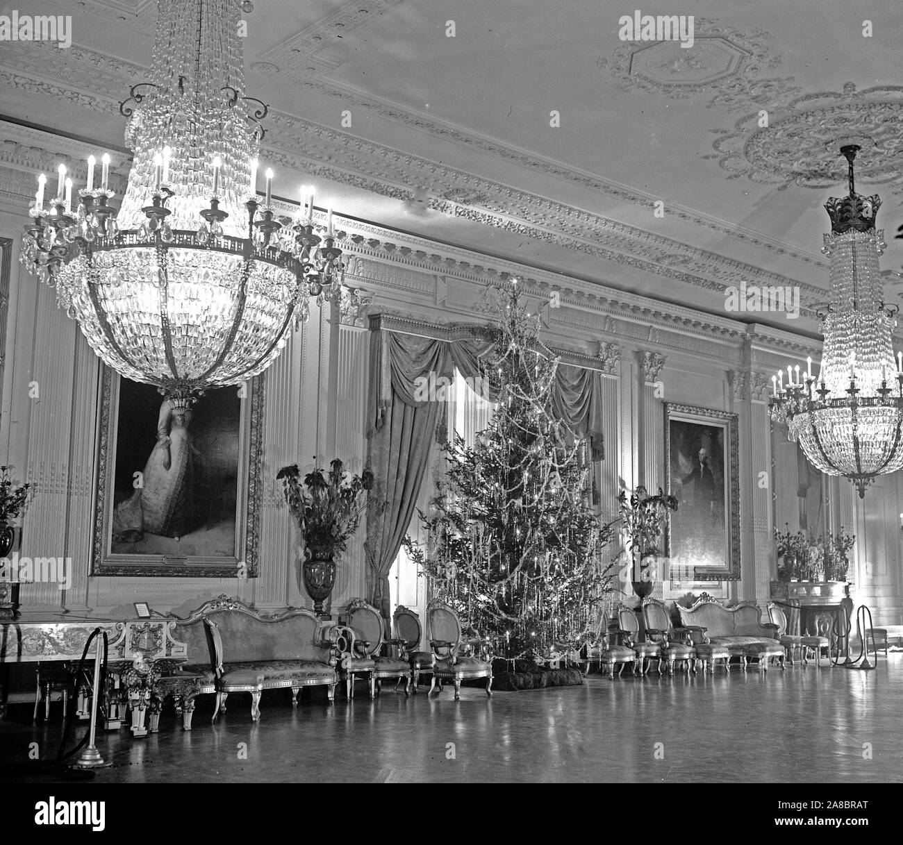 Albero di natale nella Sala Est della Casa Bianca. Washington, D.C., dicembre 23, 1936 Foto Stock