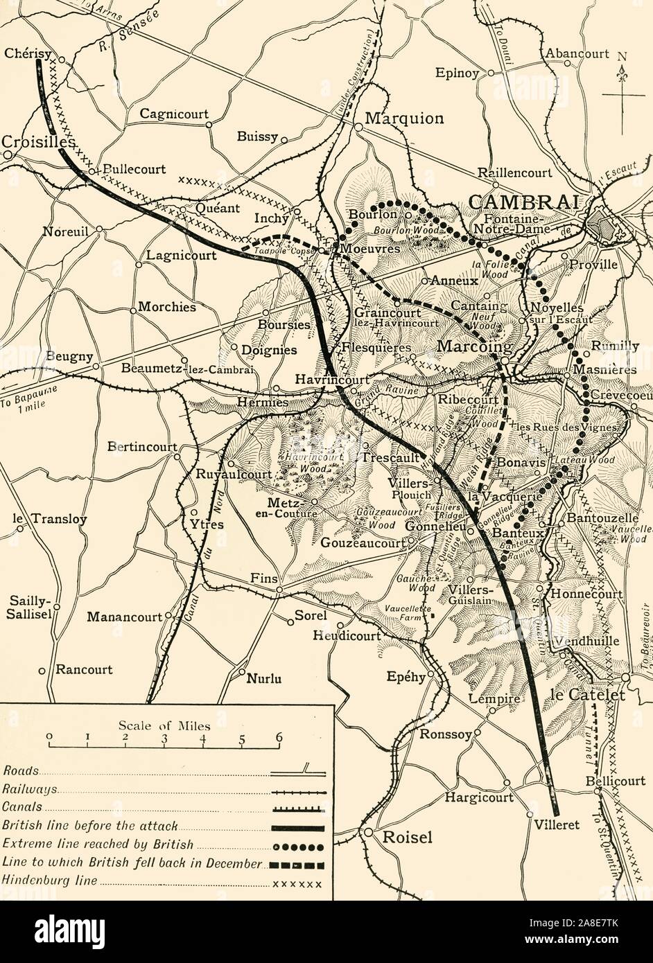 'Map che illustra le prime battaglie di Cambrai, Novembre-Dicembre 1917', (c1920). "Nota - Hill ombreggiatura è mostrato solo in una zona coperta dalla sfera delle operazioni descritte". La battaglia di Cambrai durante la Prima Guerra Mondiale fu combattuta intorno alla città di Cambrai nel nord della Francia. Sono inoltre indicate: "linea britannica prima di attaccare', 'linea estrema raggiunta dal British', 'linea a cui British è sceso di nuovo in dicembre' e 'Hindenburg line'. Da "La Grande Guerra Mondiale: una storia", Volume VII, edito da Frank un Mumby. [Il Gresham Publishing Company Ltd, Londra, c1920] Foto Stock
