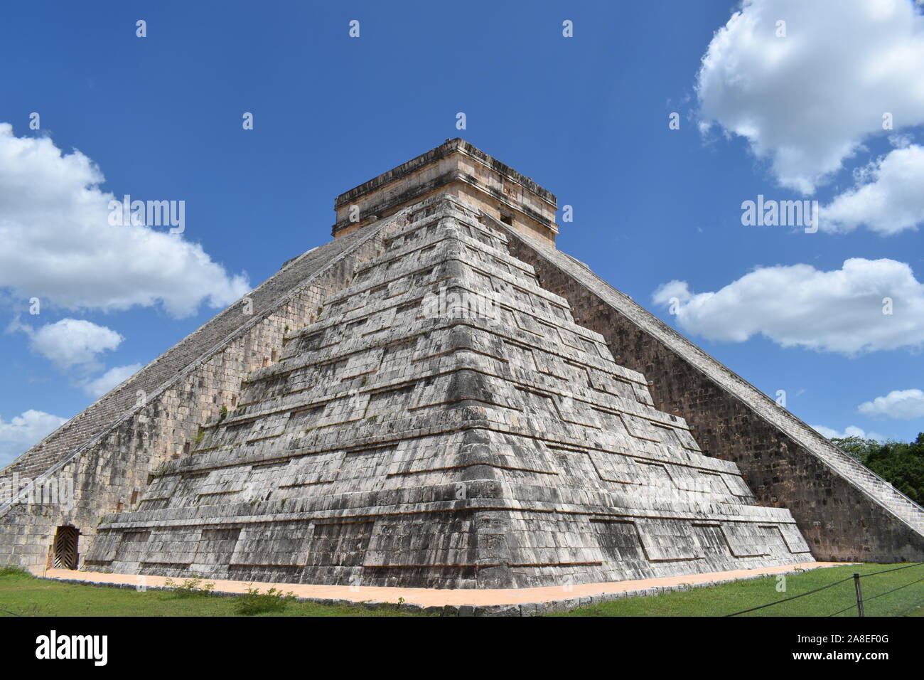 Tempio di Kukulkan a Chichen Itza Foto Stock