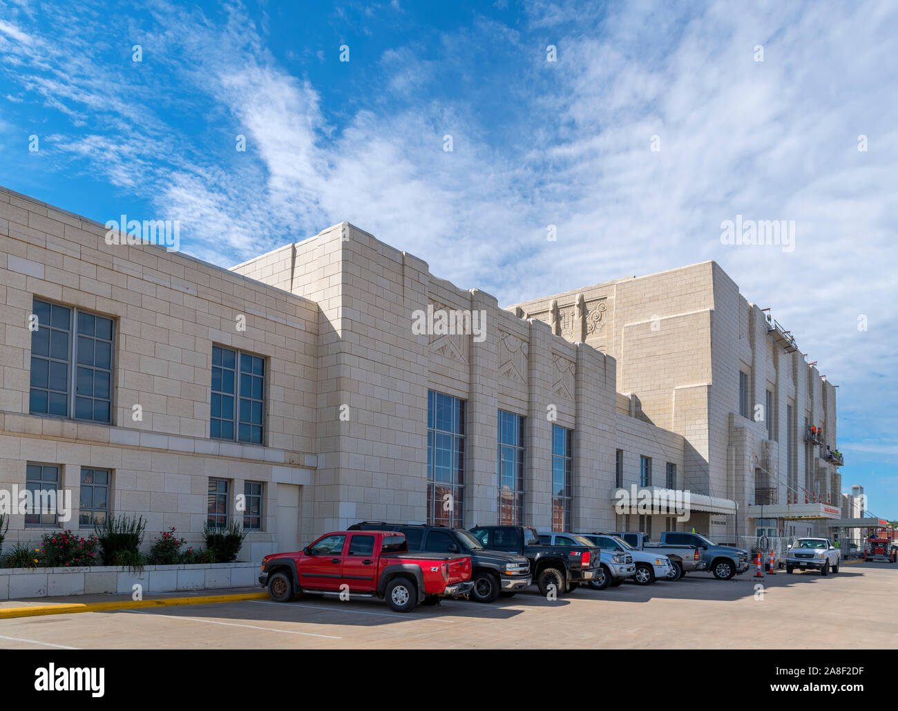 La Union Station, Omaha, Nebraska, Stati Uniti d'America. La vecchia stazione, un raffinato esempio di architettura Art Deco, ora ospita il Museo Durham. Foto Stock