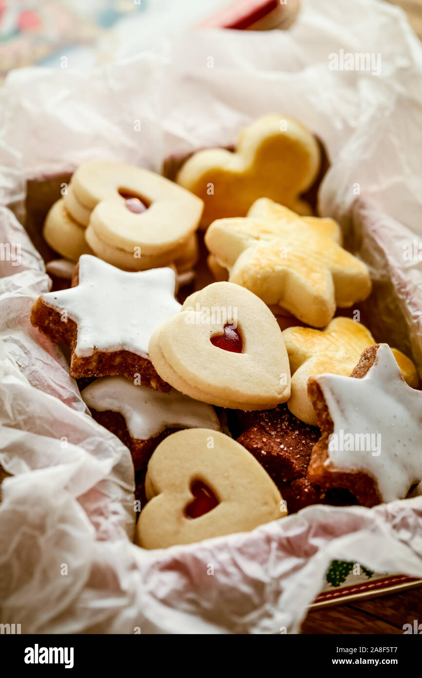 Confezione regalo di biscotti di Natale Foto Stock