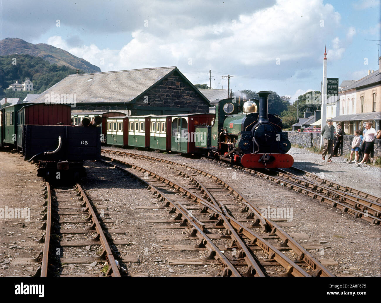 Ffestiniog ferrovia a scartamento ferroviario del patrimonio in Gwynedd, Wales 1958 Foto Stock