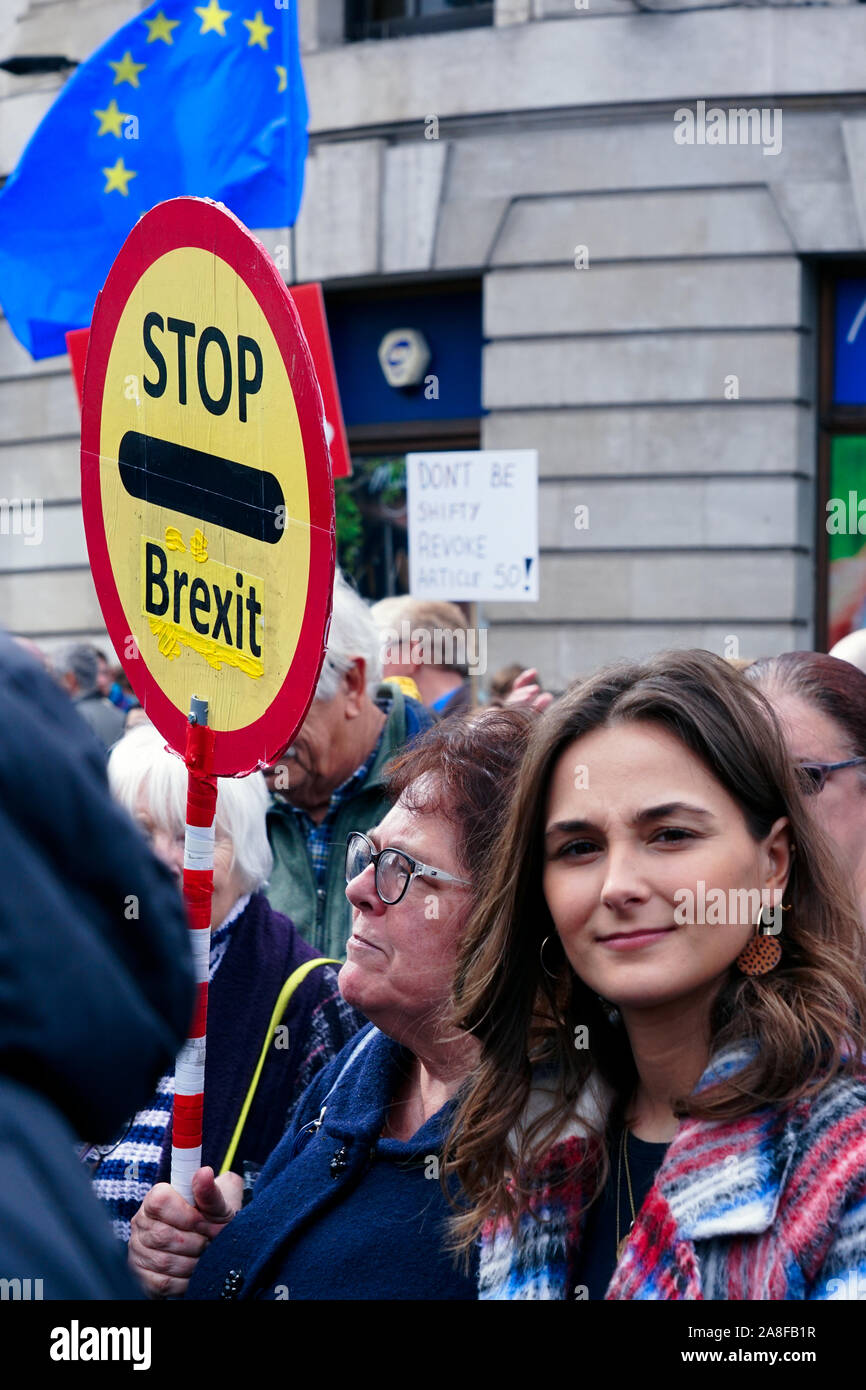 I popoli votazione anti BREXIT rally a Londra per rimanere in Unione Europea contestatori. 19 ottobre 2019 Foto Stock