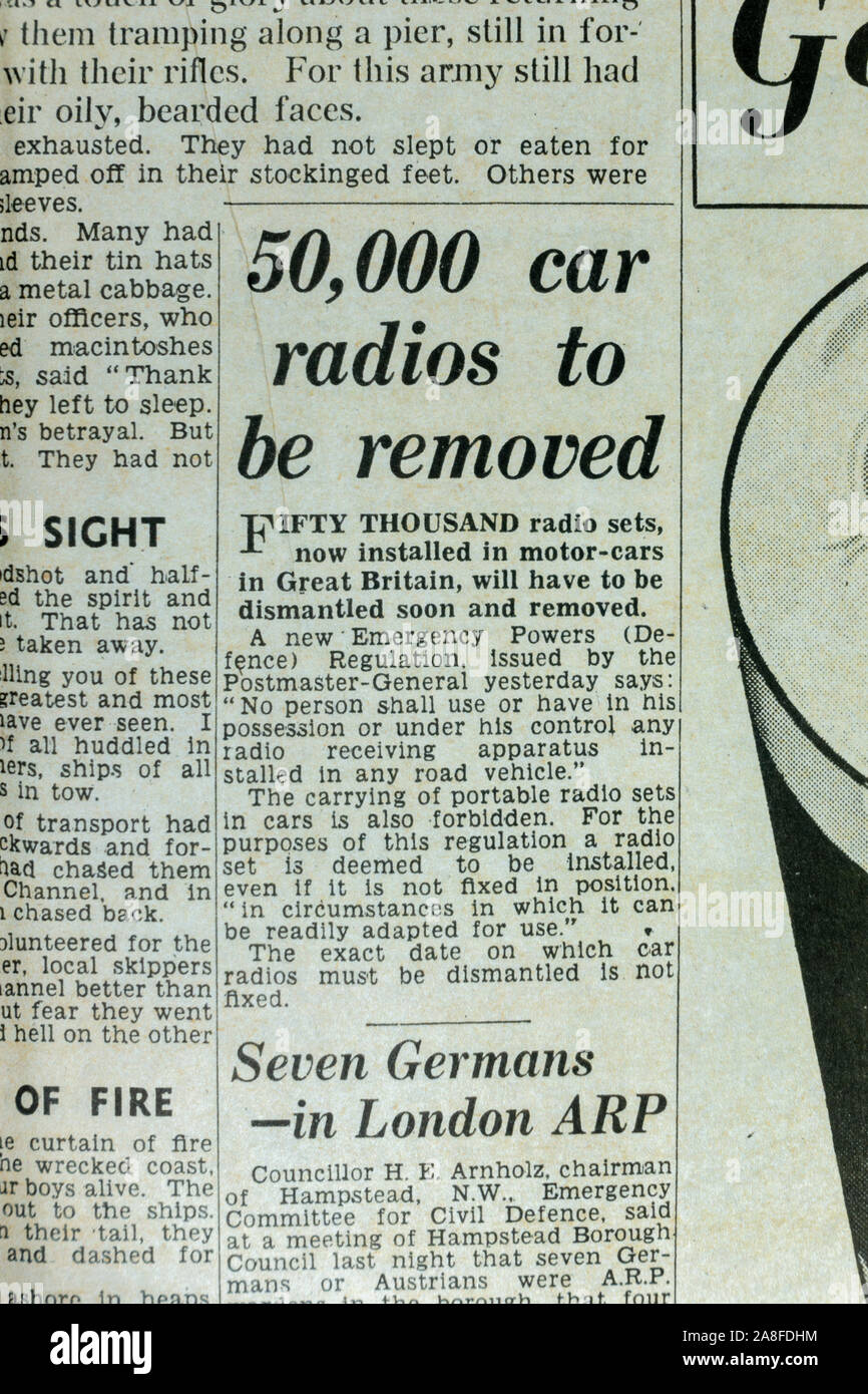 Replica del Daily Express giornale su 31 maggio 1940 reporting la rimozione di 50.000 apparecchi radio da tutte le automobili in Gran Bretagna come una necessità di guerra. Foto Stock