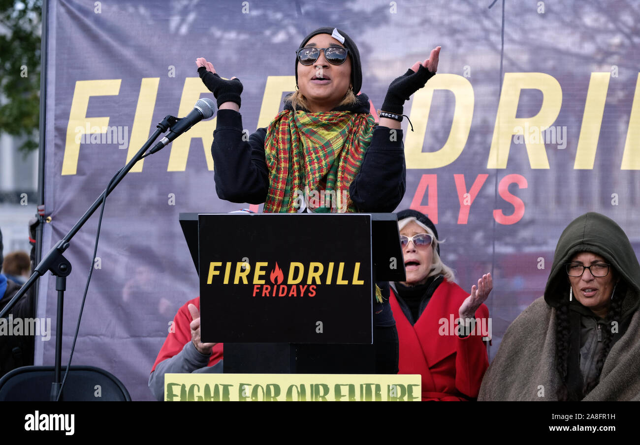 Jane Fonda drill incendio venerdì a Washington DC Foto Stock