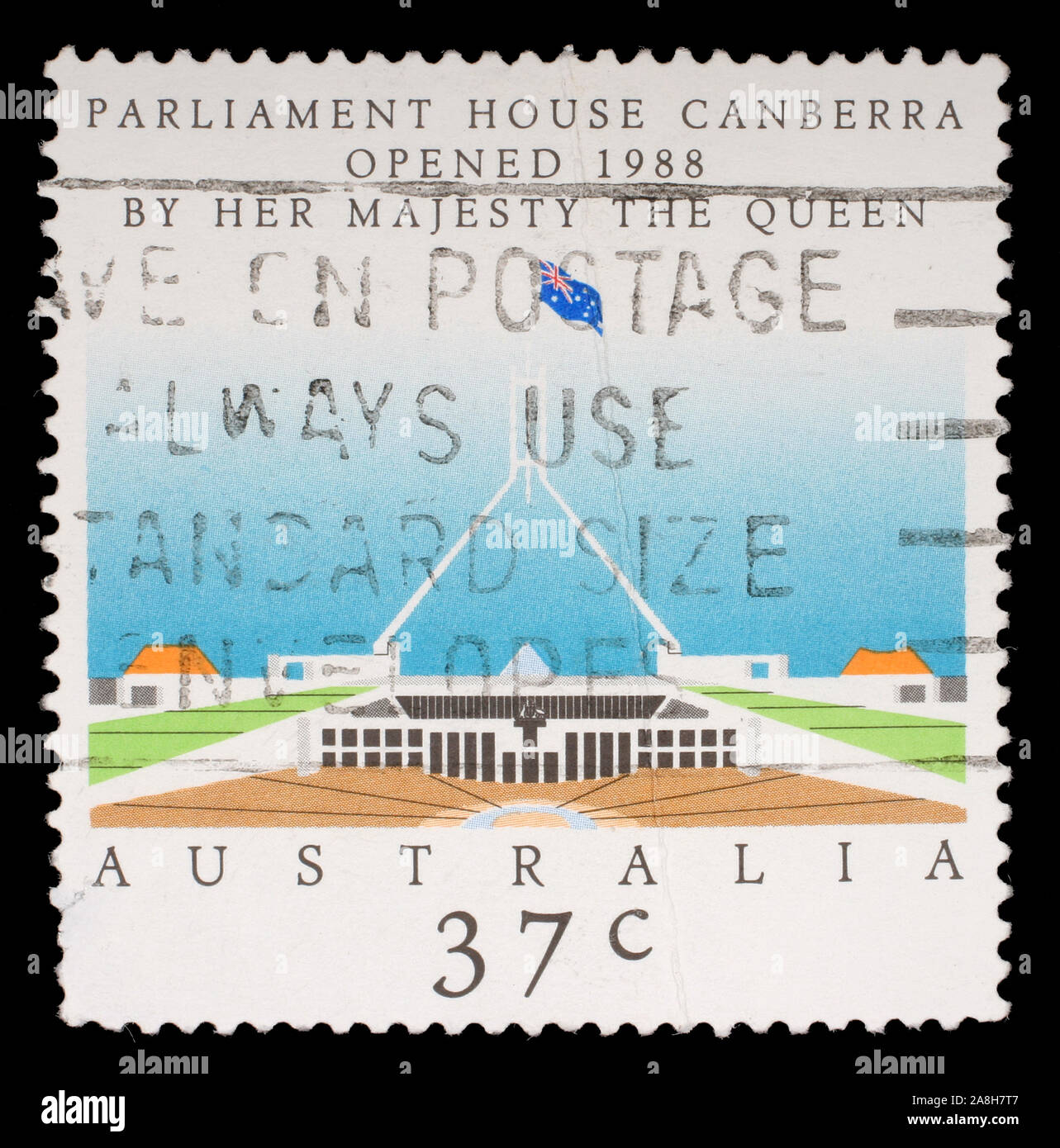 Timbro stampato da Australia, rappresenta l'apertura della Casa del Parlamento, Canberra, circa 1988 Foto Stock