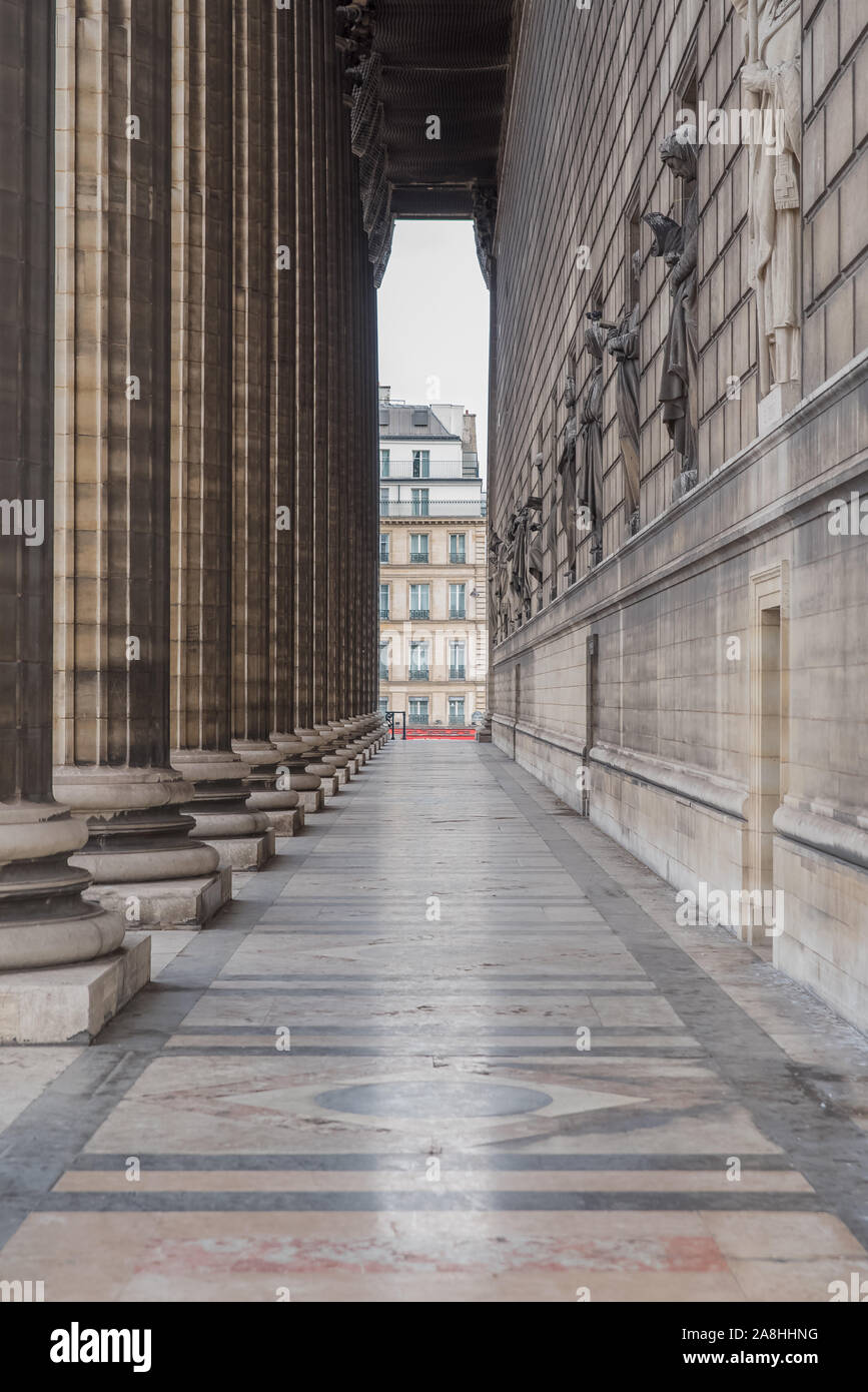 Parigi, Madeleine chiesa, bellissimo monumento nel centro della capitale francese Foto Stock