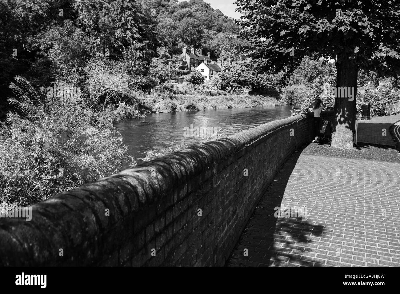 Una vista del bel fiume Severn situati in tutto il mondo per il famoso Ironbridge TELFORD SHROPSHIRE, Foto Stock