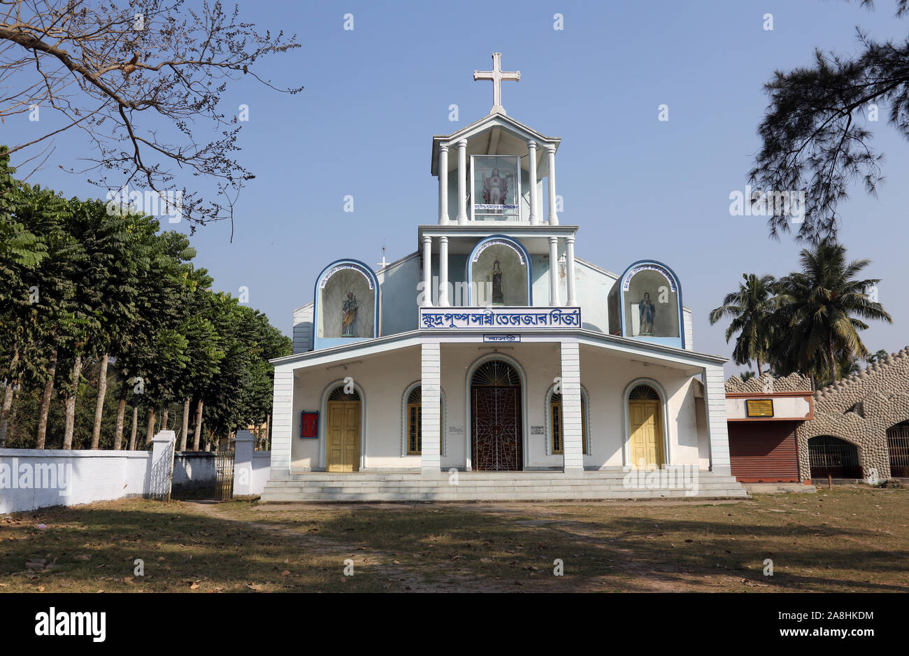 Chiesa cattolica a Basanti, Bengala Occidentale, India Foto Stock