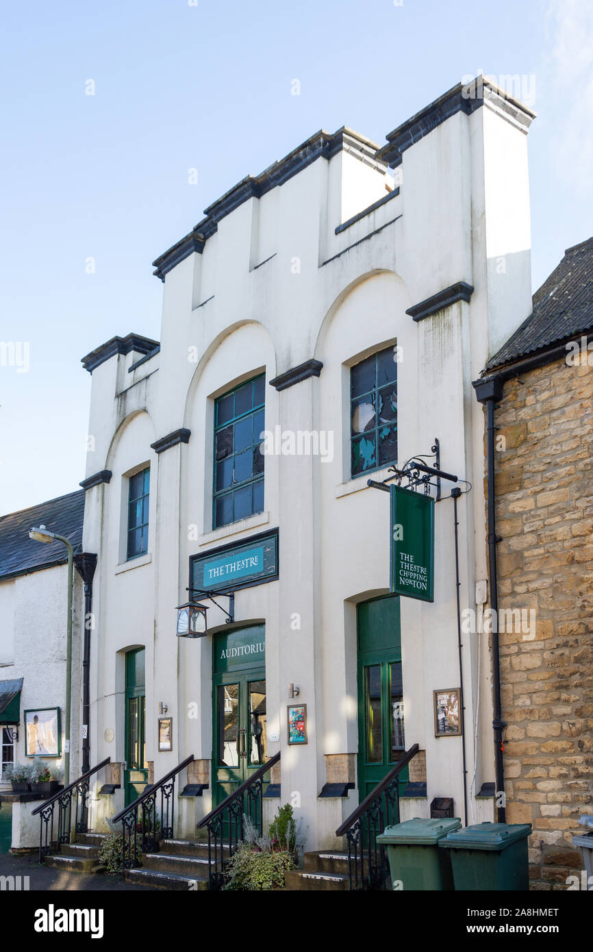 Il Teatro Chipping Norton, Spring Street, Chipping Norton, Oxfordshire, England, Regno Unito Foto Stock