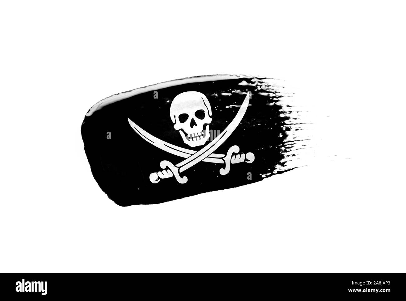 Dipinta a pennello bandiera dei pirati isolato nero su sfondo bianco. Foto Stock