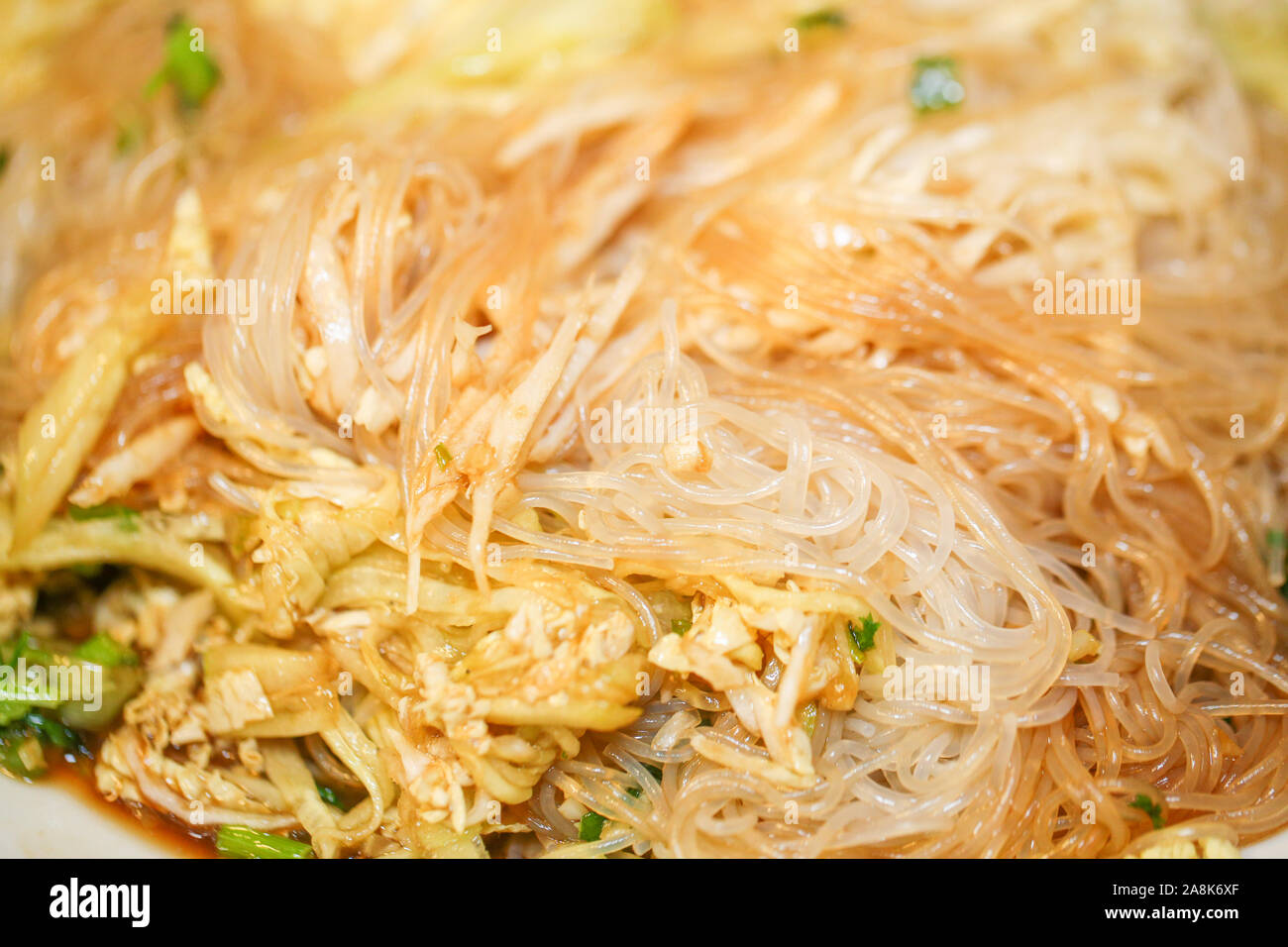 Cinese piatti freddi di cetriolo, i vermicelli e cavolo verza - Immagine Foto Stock