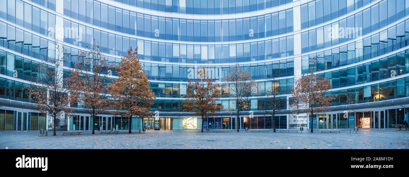 Moderni edifici per uffici Foto Stock