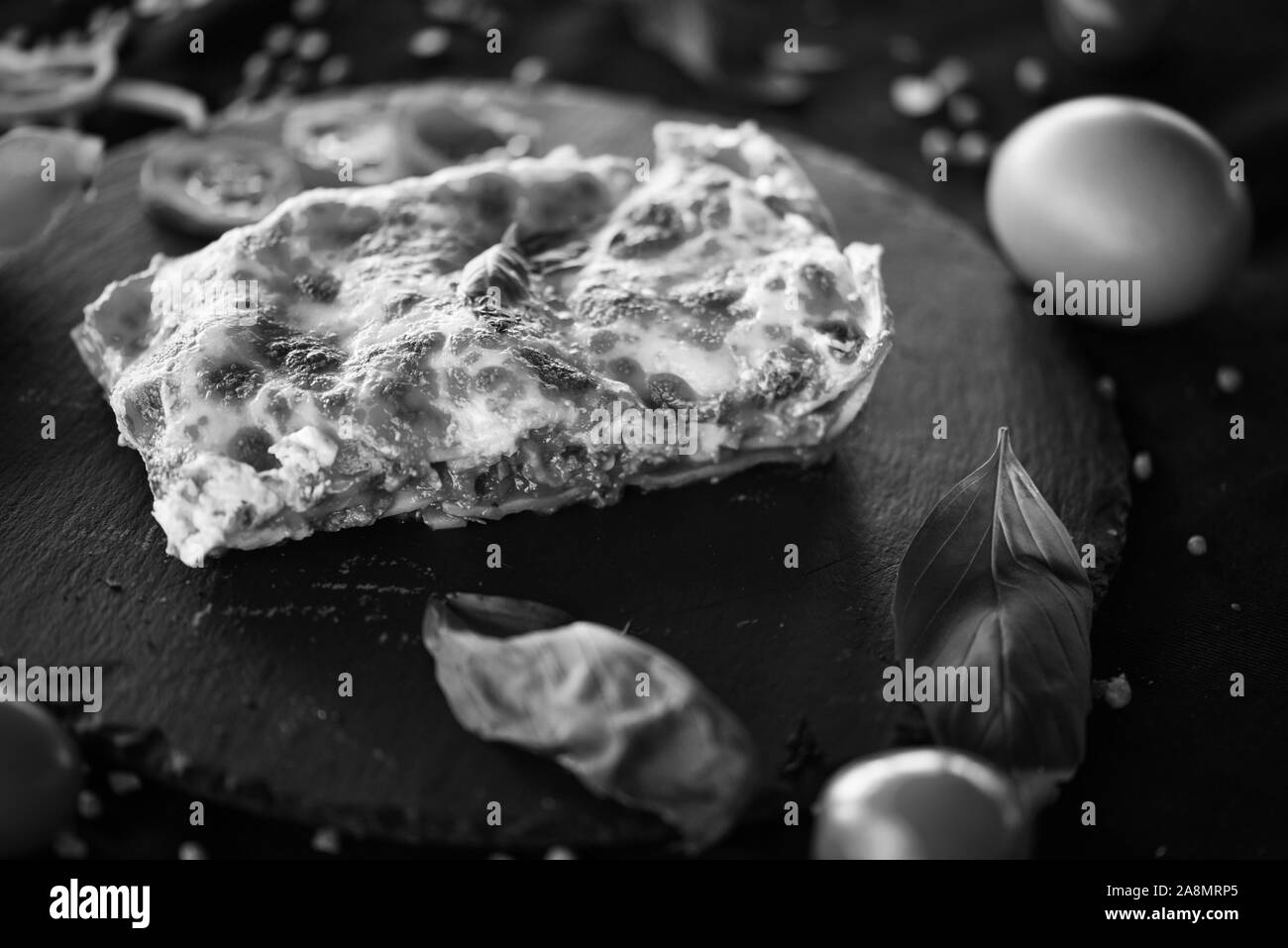 deliziose lasagne fatte in casa - con ingredienti freschi dopo una tradizionale ricevuta italiana Foto Stock