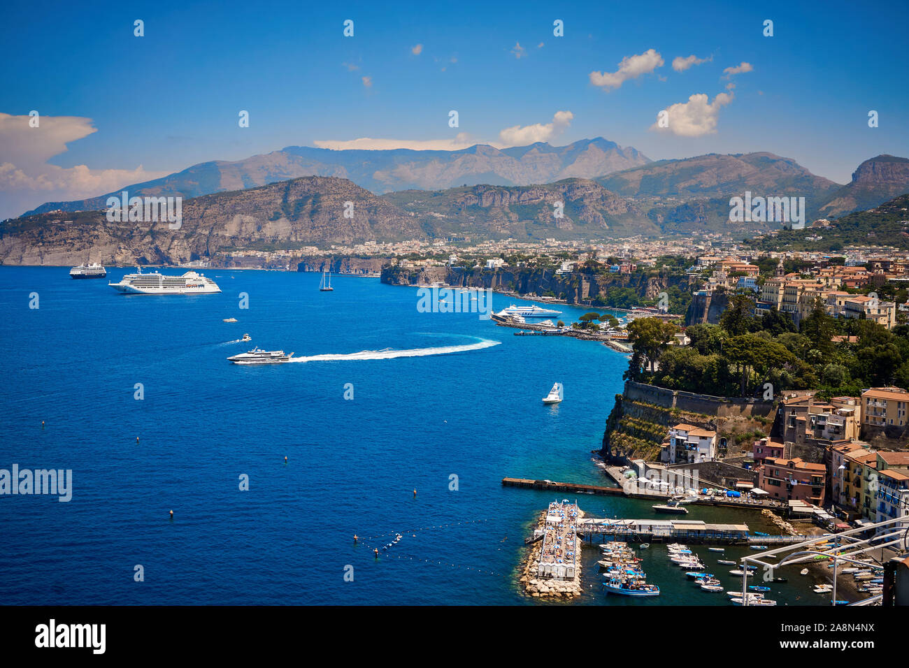 Le scogliere di Sorrento Italia Foto Stock