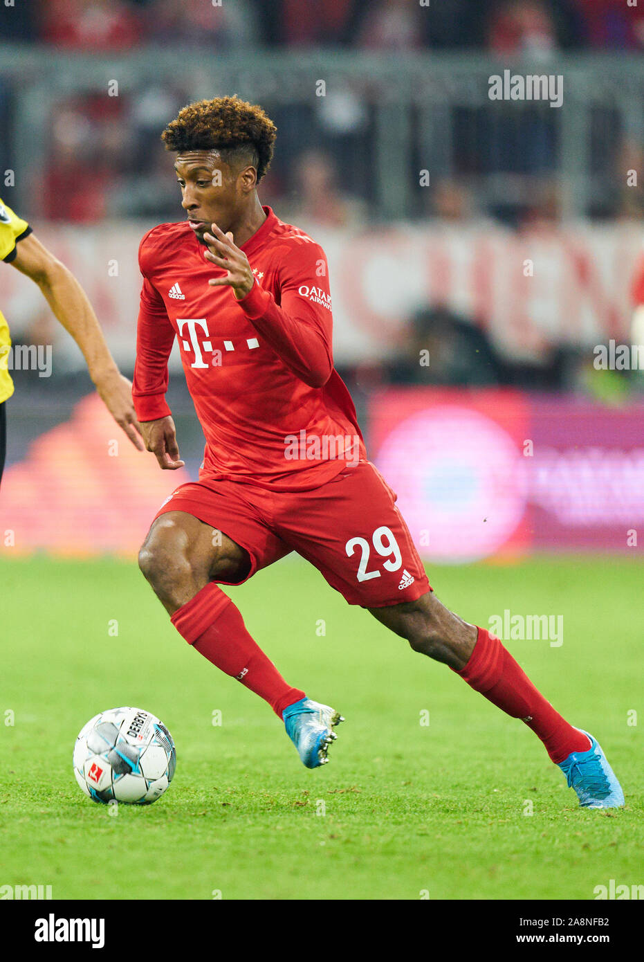 Monaco di Baviera, Germania. 09Nov, 2019. Il calcio FC Bayern Munich - Dortmund, a Monaco di Baviera il 9 novembre 2019. Kingsley COMAN, FCB 29 FC Bayern Monaco - BORUSSIA DORTMUND 4-0 - DFL REGOLAMENTI VIETANO QUALSIASI USO DI FOTOGRAFIE come sequenze di immagini e/o quasi-VIDEO - 1. Credito: Peter Schatz/Alamy Live News Foto Stock