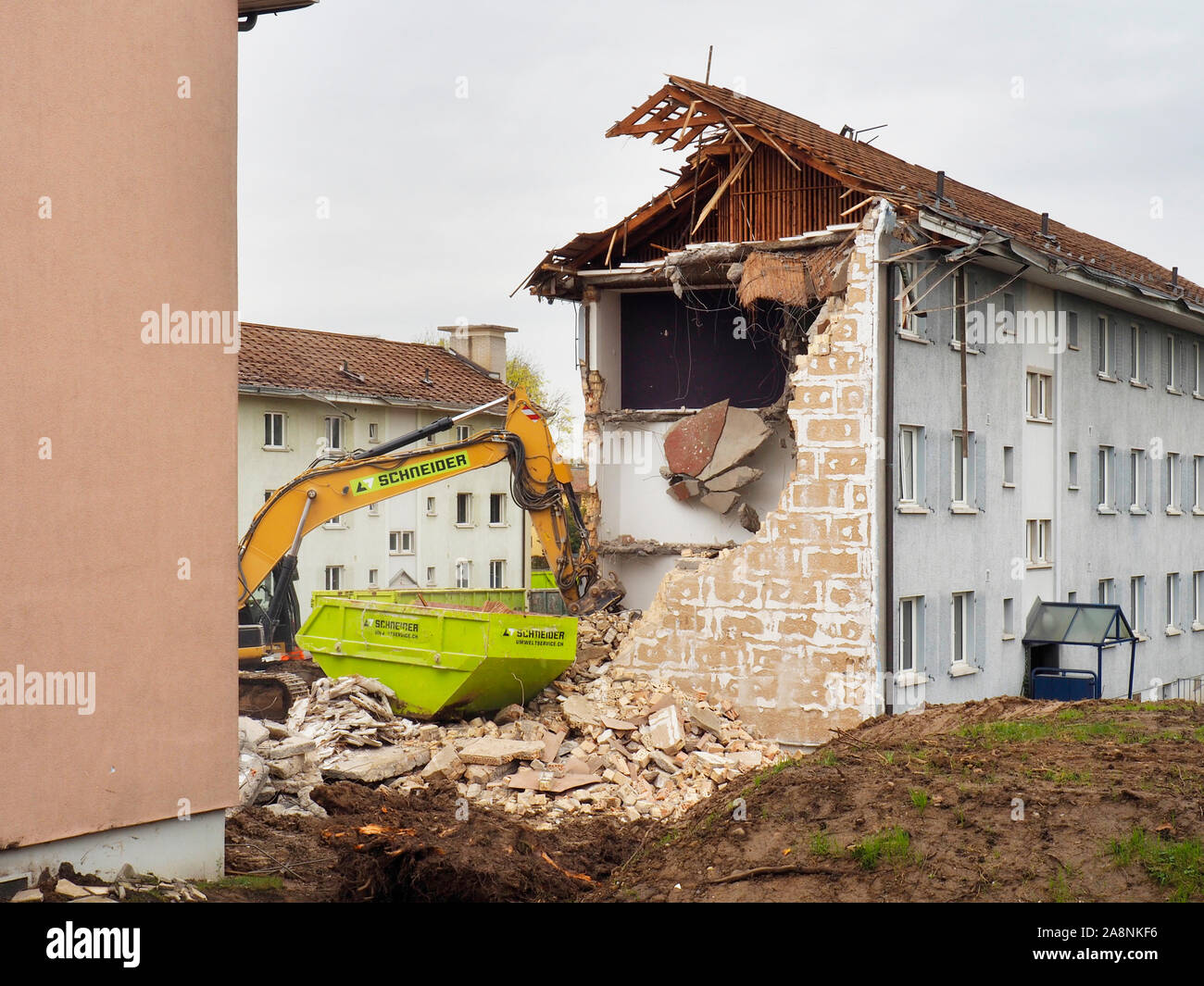 Abriss einer Wohnsiedlung in Regensdorf ZH Foto Stock