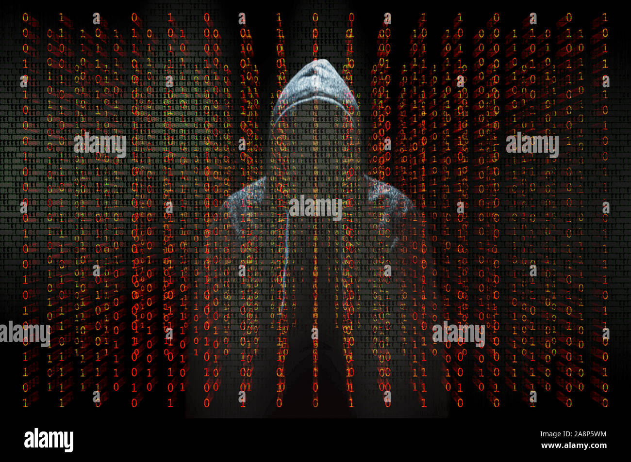 Concetto di immagine di un incappucciati cyber criminali in agguato dietro le linee digitali di codice binario Foto Stock