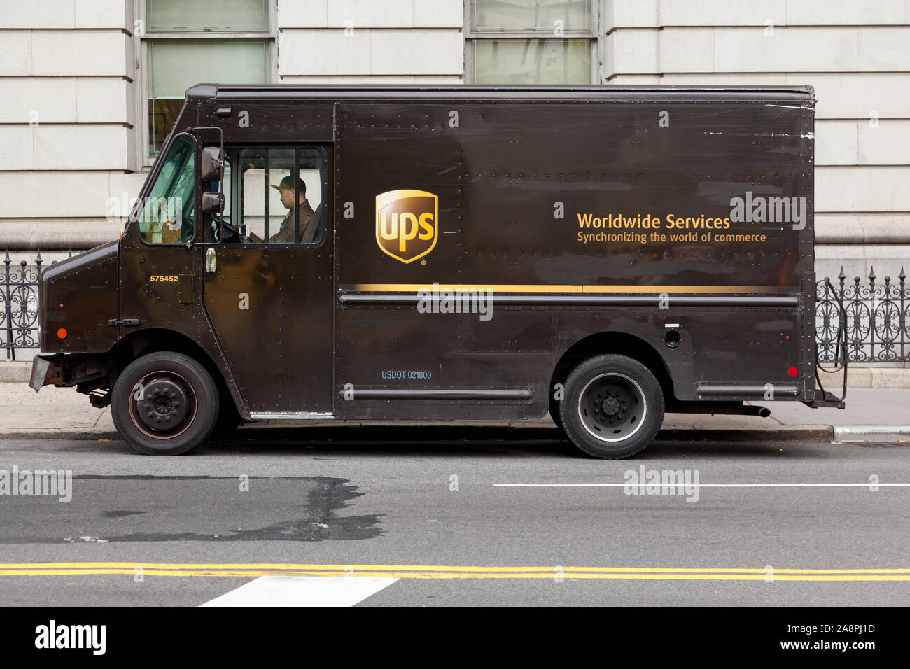 Consegna UPS carrello , Manhattan, New York City, Stati Uniti d'America. Foto Stock