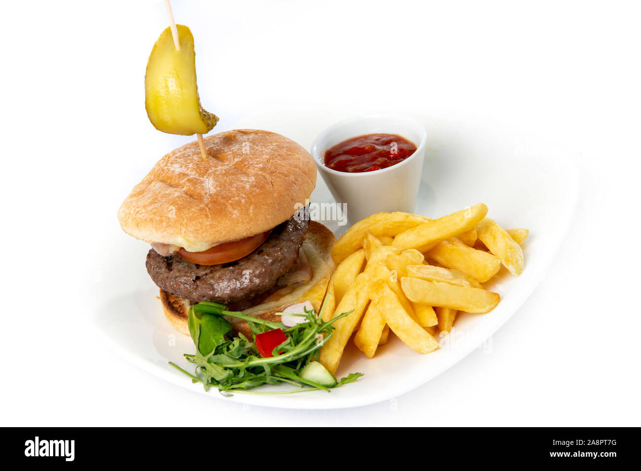 Un hamburger e patatine, fotografia alimentare per NorthLink Ferries, Aberdeen, Scozia, Regno Unito Foto Stock
