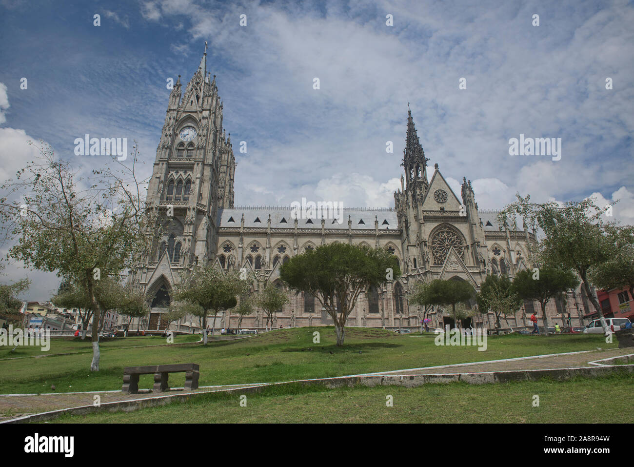 L'imponente Basilica del Voto Nazionale (Basílica del voto Nacional), Quito Ecuador Foto Stock