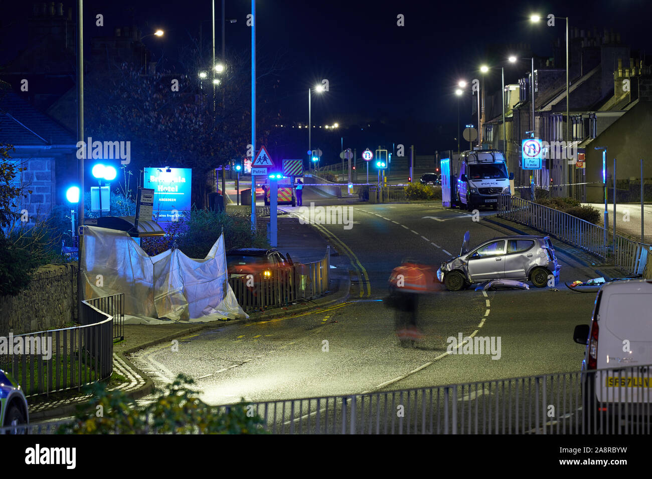 Aberdeen, Scozia, Regno Unito. Il 9 novembre 2019. Un96 Inverurie Road, Portsmouth, Aberdeen. Uomo arrestato e caricato - fatale del traffico stradale collisione: Inverurie Road, vicino al suo incrocio con Gilbert Road, Portsmouth, Polizia di Aberdeen Scotland confermare che un 29 anno vecchio è stato arrestato e accusato in connessione con la fatale del traffico su strada la collisione avvenuta circa 7,55 pm sabato 9 novembre 2019 sulla strada a Inverurie, vicino al suo incrocio con Gilbert Road, Portsmouth, Aberdeen. È lui ad apparire a Aberdeen Sheriff Court Lunedì 11 Novembre 2019 - Il Credit: JASPERIMAGE/Alamy Live News Foto Stock