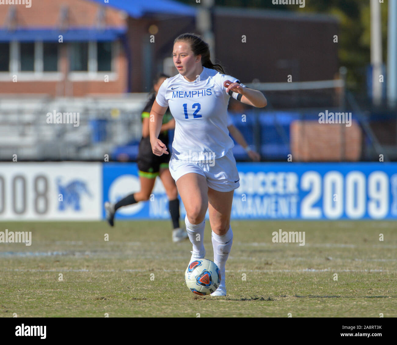 Memphis, TN, Stati Uniti d'America. Decimo Nov, 2019. Memphis in avanti, Tanya Boychuk (12), in azione durante il NCAA femminile campionato di calcio match tra le università di Florida del sud di tori e l'Università di Memphis Tigers all'Università di Memphis a Memphis, TN. Kevin Langley/Sports South Media/CSM/Alamy Live News Foto Stock