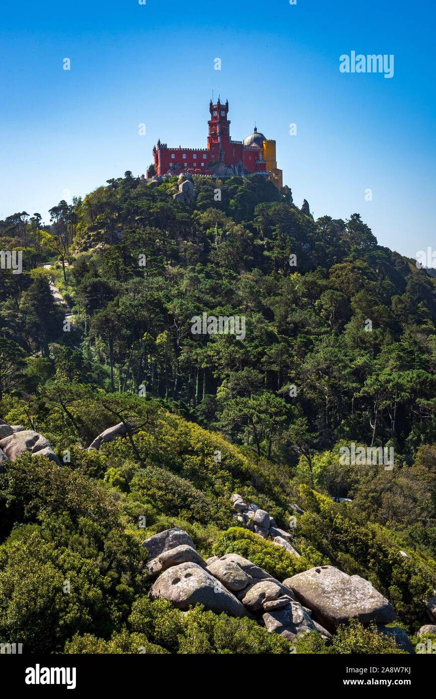 Colorato Pena Palazzo Nazionale di Sintra, Portogallo. Foto Stock