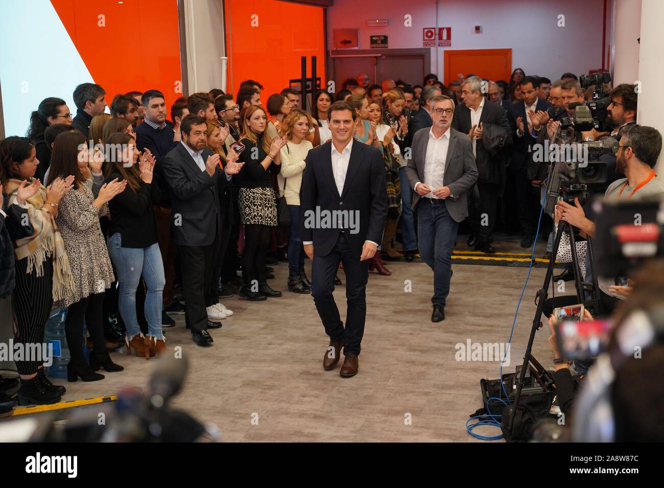 Madrid, Spagna. Xi Nov, 2019. Candidato Alberto Rivera annuncia le sue dimissioni come Ciudadanos leader spagnolo dopo le elezioni generali in Madrid lunedì 11 novembre 2019. Credito: CORDON PREMERE/Alamy Live News Foto Stock