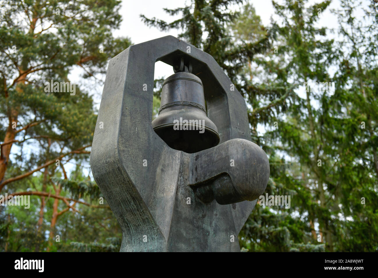 Glocke, Gedenkstätte, Kesselschlacht bei Halbe, Brandeburgo, Deutschland Foto Stock