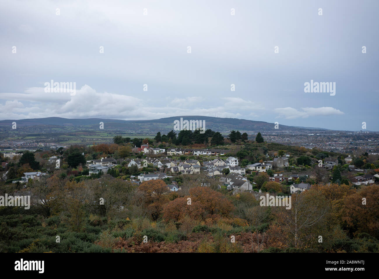 La vista da Killiney Hill, Killiney, Dublino, Irlanda. Foto Stock