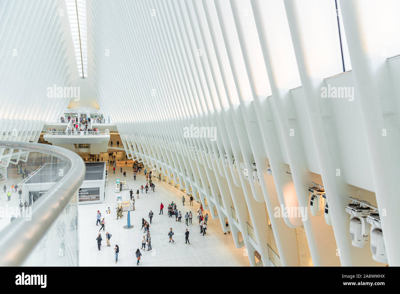 Manhattan, New York Occhio all'interno del World Trade Center Hub di trasporto di New York Foto Stock Manhattan, New York Occhio all'interno del World Trade Center Hub di trasporto di New York Foto Stock