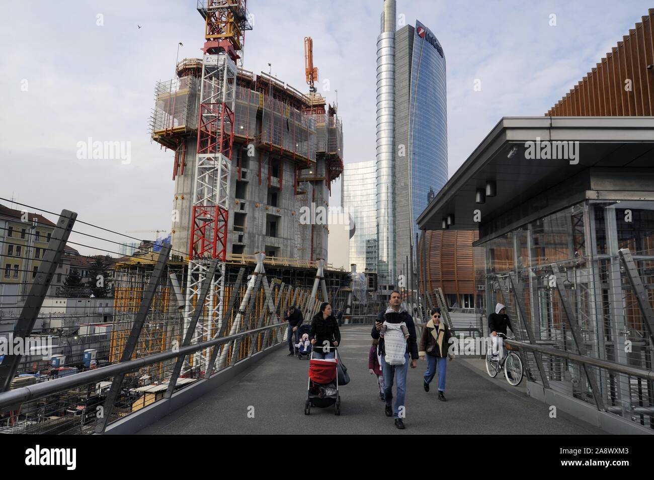 Milano (Italia), il sito di costruzione per il nuovo edificio di Unipol e Unicredit torre di Porta Nuova district Foto Stock