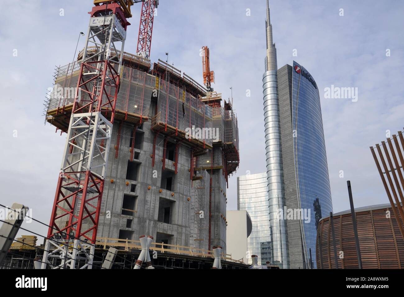 Milano (Italia), il sito di costruzione per il nuovo edificio di Unipol e Unicredit torre di Porta Nuova district Foto Stock