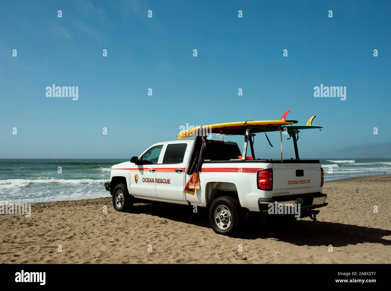 Ocean veicolo di soccorso di Ocean bagnini su Ocean Beach, San Francisco, California, Stati Uniti d'America. Sep 2019 Foto Stock