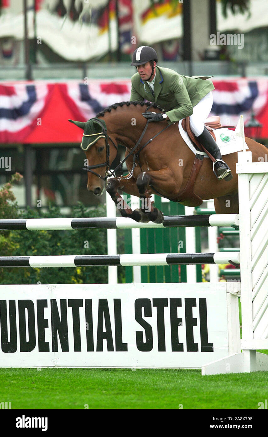 CSIO Masters, prati di abete, settembre 2001, prudenziali coppa in acciaio, Jerry Smit (ITA) Mackinley equitazione Foto Stock