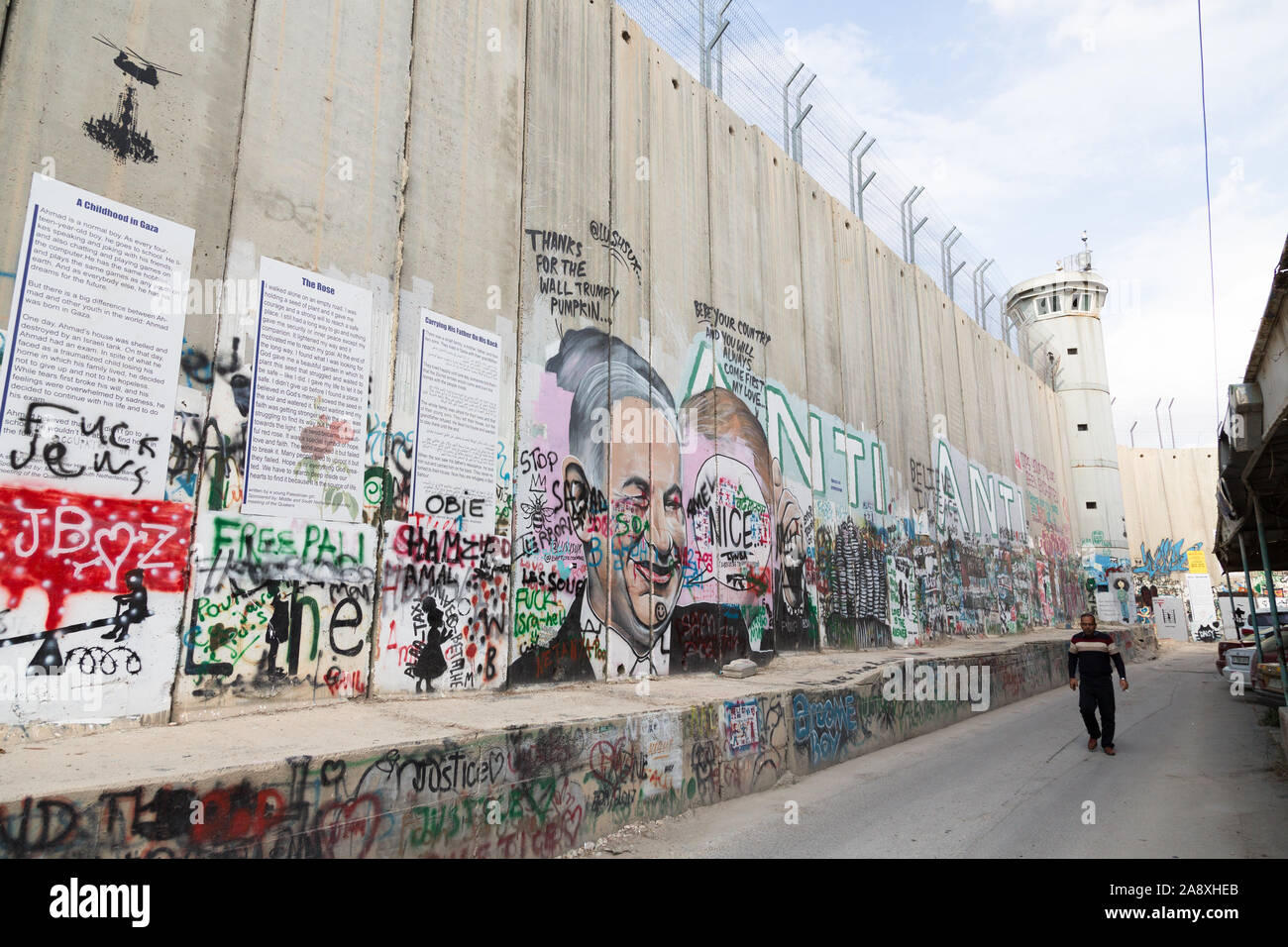 Grafitti coperta parete divisoria Israele e Palestina Foto Stock