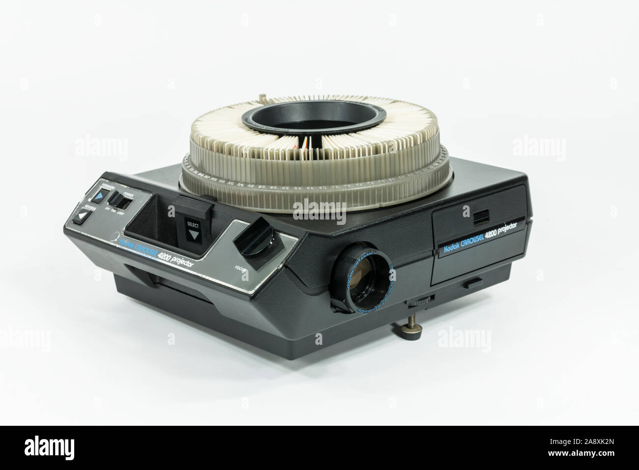 Kodak Carousel S-AV 1050 projector - proiettore per diapositive 35mm e  40x40mm - Industria, manifattura, artigianato, Eastman Kodak Co. –  Patrimonio scientifico e tecnologico – Lombardia Beni Culturali