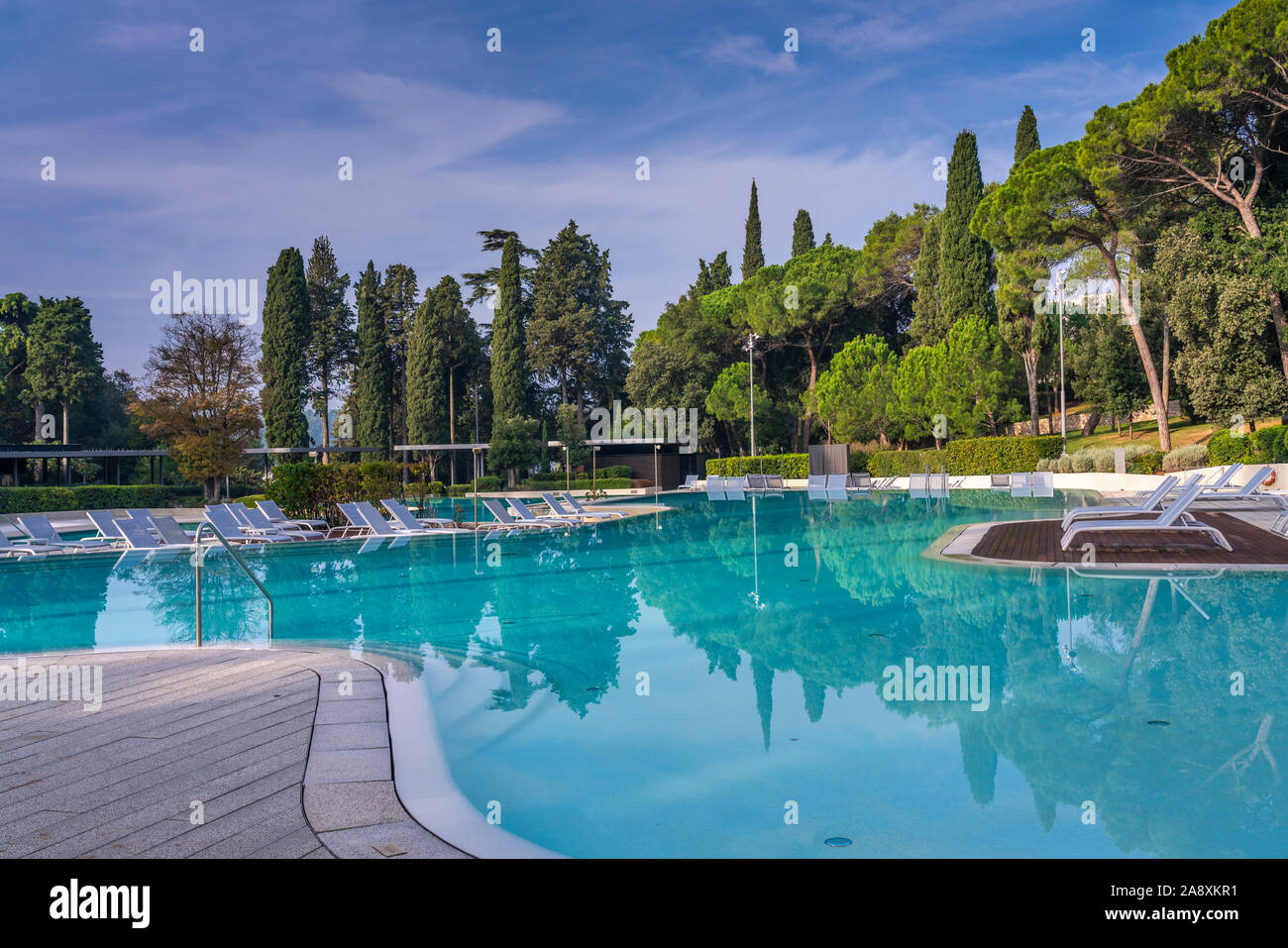 L'Hotel Eden piscina esterna a Rovigno, Croazia, Istria. Foto Stock