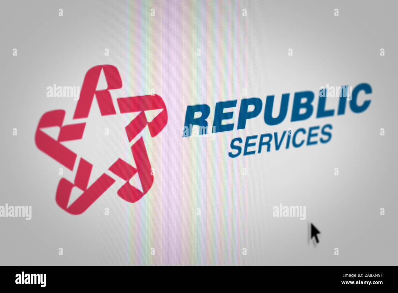 Logo della società pubblica Repubblica Services Inc visualizzata sullo schermo di un computer in close-up. Credito: PIXDUCE Foto Stock