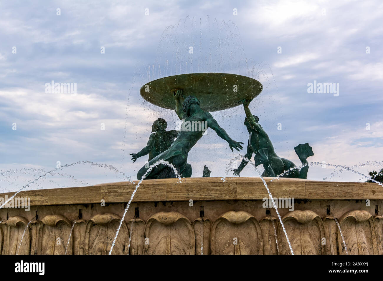 Tritons' Fontana davanti alla porta della città de La Valletta, Malta Foto Stock