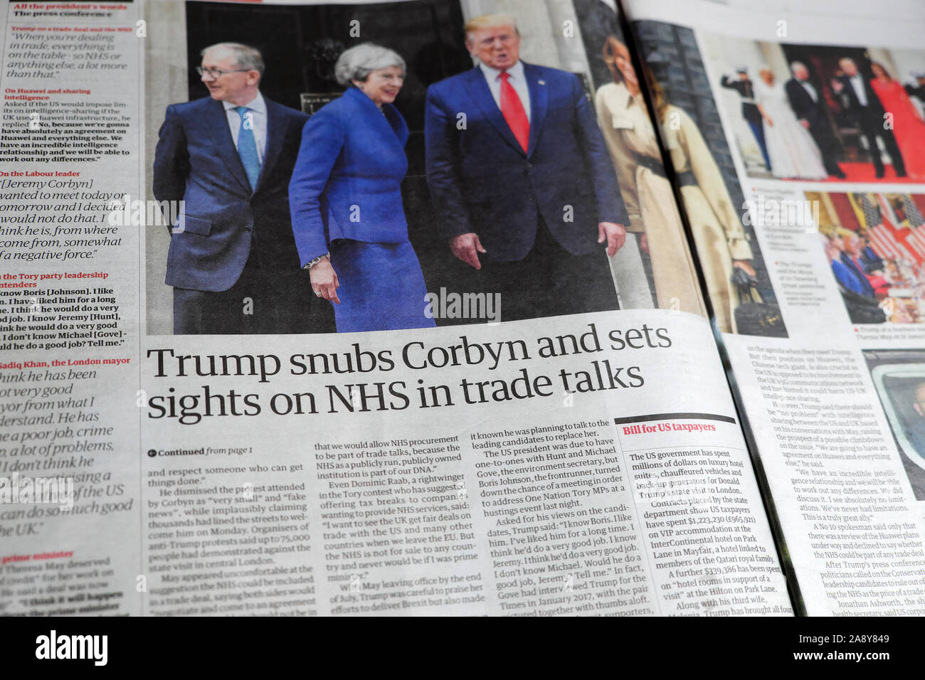 "Trump snobba Corbyn e imposta la curiosità su NHS in colloqui sugli scambi' titolo di giornale articolo del Guardian in visita a Londra England Regno Unito Giugno 2019 Foto Stock